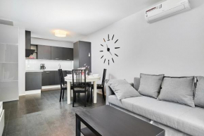 Apartment Świstackiego with FREE GARAGE by Noclegi Renters